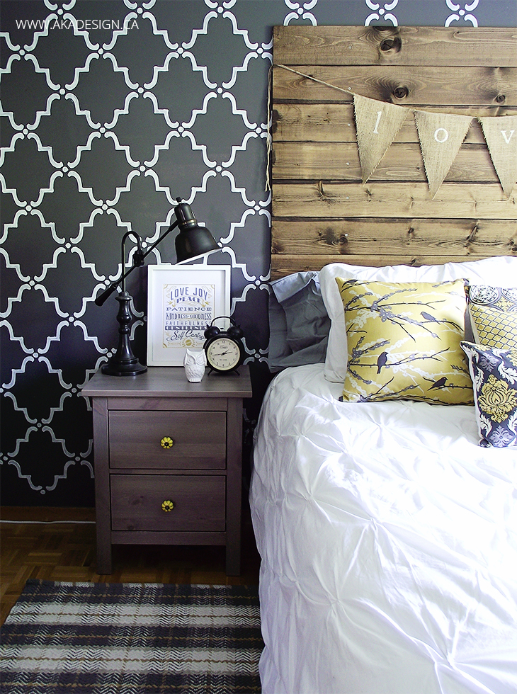 CChow-to-make-a-diy-wood-pallet-headboard1