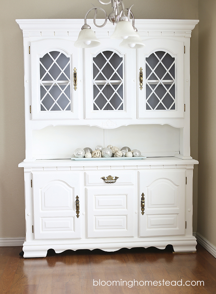 The easiest ever DIY Hutch Makeover Using Chalk Paint