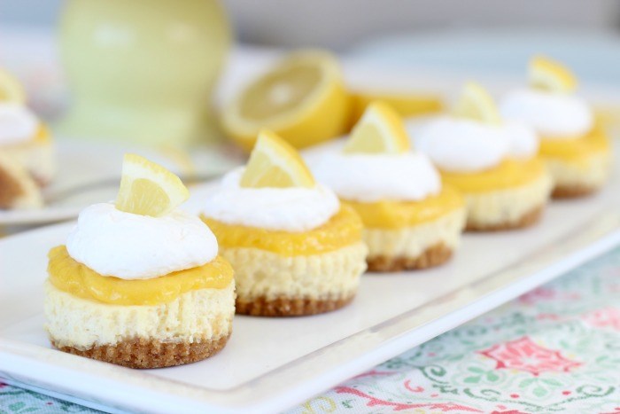 CCMini-Lemon-Cheesecakes-With-Nilla-Wafer-Crust9