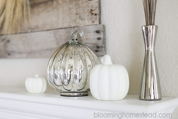 #fall #falldecor #fallmantle #neutral