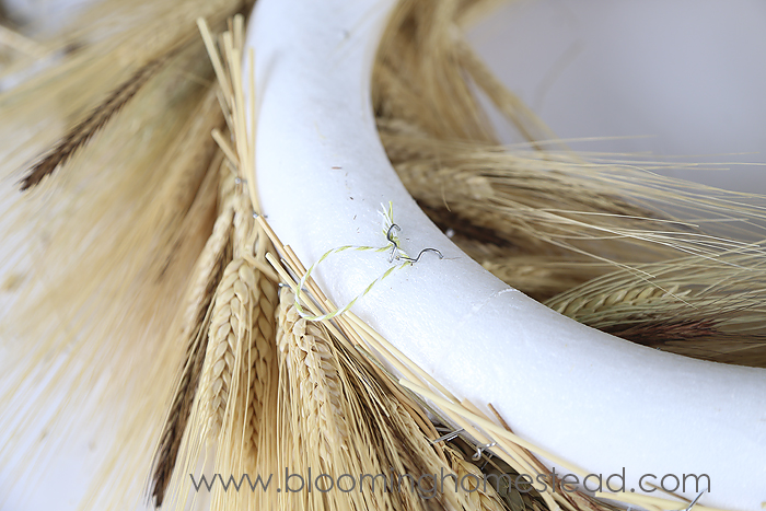 #DIY  #fallwreath #wheatwreath #videotutorial #tutorial