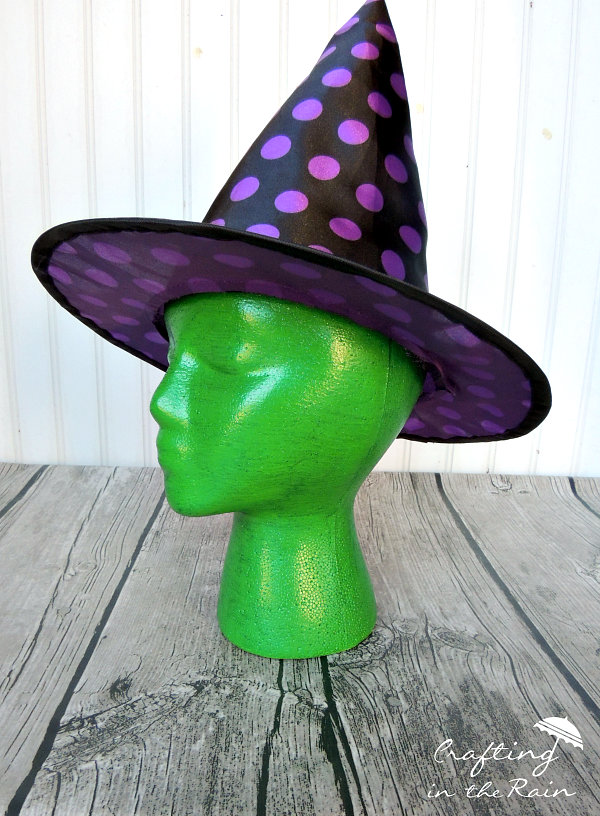 green-witch-head