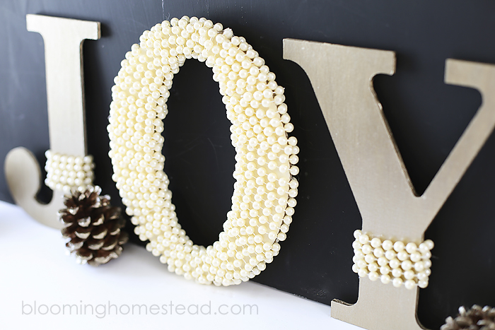 DIY Pearl Embellished JOY Letters tutorial | christmas | DIY |tutorial |homedecor |christmas decor |holiday decor |holiday |JOY