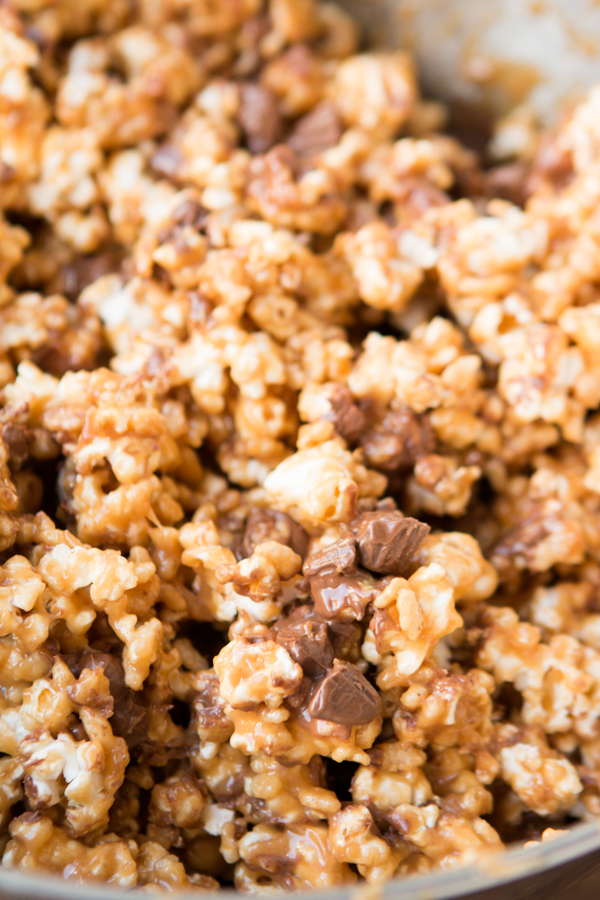 reeses-krispies-popcorn-ohsweetbasil.com-10