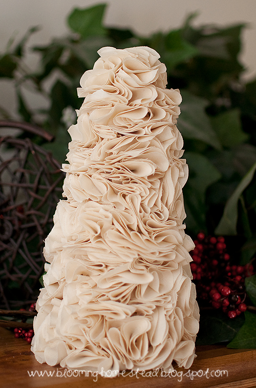 Beautiful DIY Ruffle Tree tutorial |Christmas | decor |tree