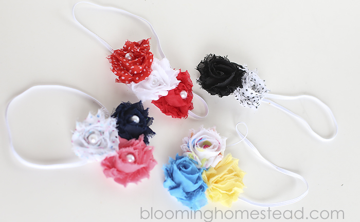 This tutorial shows how easy it is to make these floral headbands from babies to grown ups!