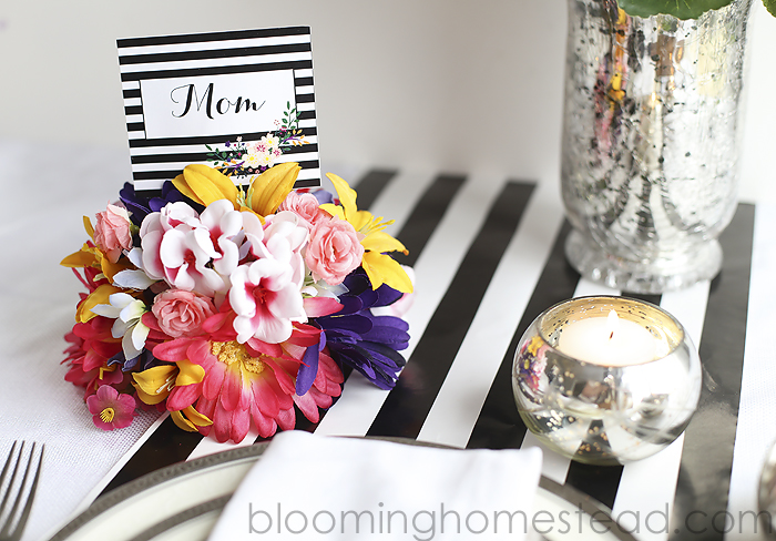 Simple and beautiful floral placecard holder. Perfect for weddings, showers, dinner parties, or really any event. So easy to make too.