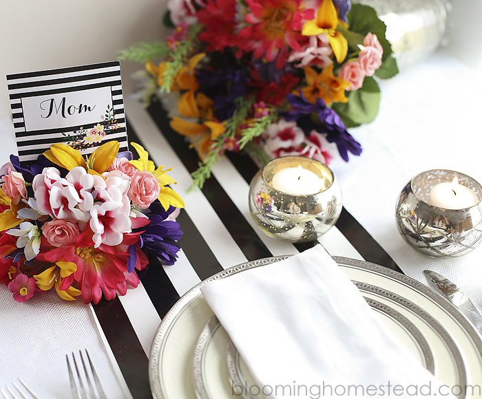 Simple and beautiful floral placecard holder. Perfect for weddings, showers, dinner parties, or really any event. So easy to make too.