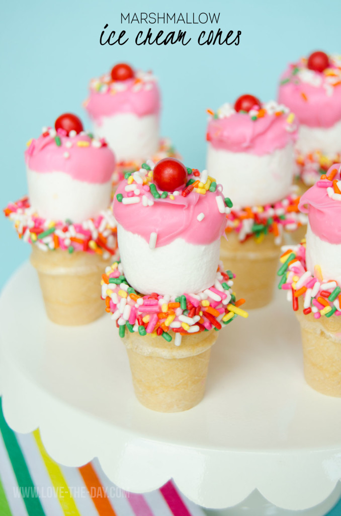 Marshmallow-Ice-Cream-Cones-Featured-Image-678x1024