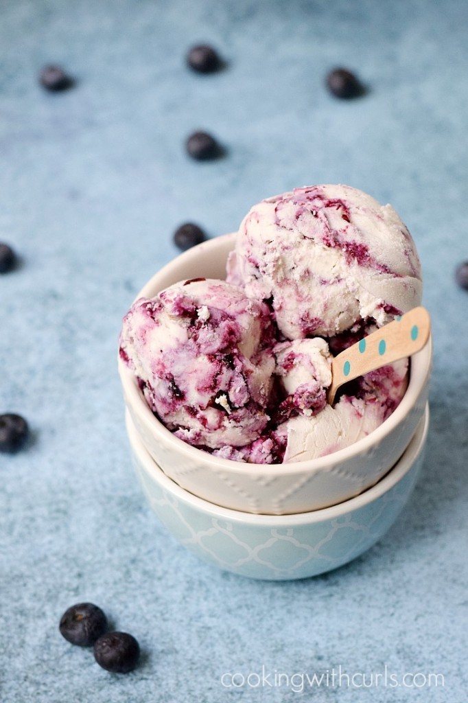 CC JenEnjoy-summer-with-this-delicious-Dairy-free-Blueberry-Cheesecake-Ice-Cream-cookingwithcurls.com_-682x1024