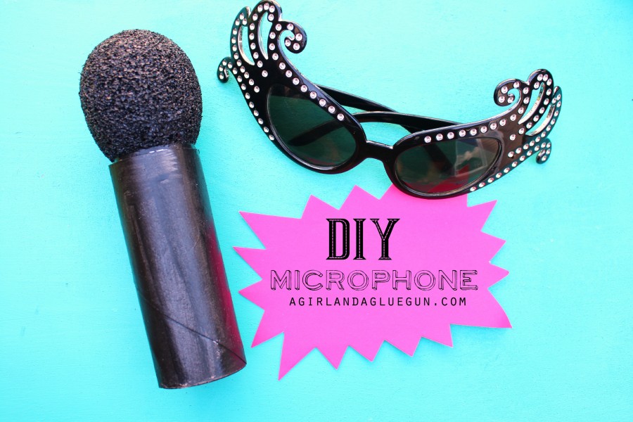 diy-play-microphone--900x600