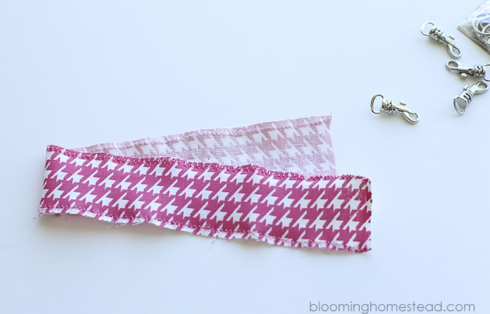 Easy to sew wristlets that work perfect for zippered pouches, backpacks, and more!