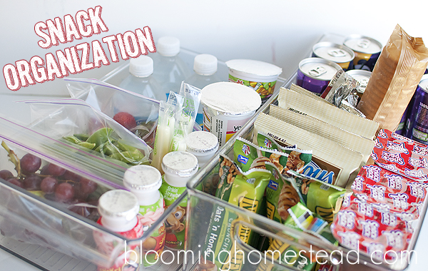 Easy ideas to keep snacks organized. Perfect for after school snacks.