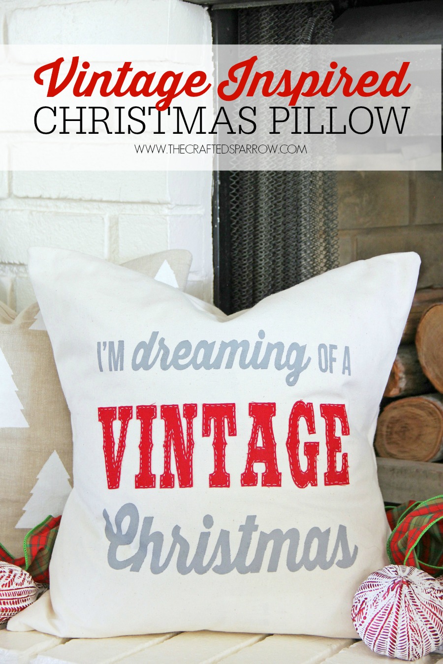 Dreaming-of-a-Vintage-Christmas-Pillow