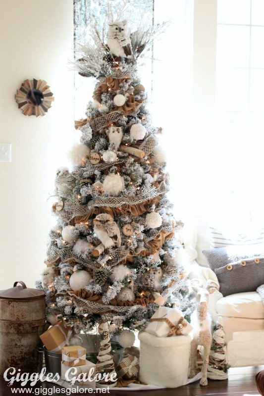 Winter-Woodland-Christmas-Tree_Giggles-Galore