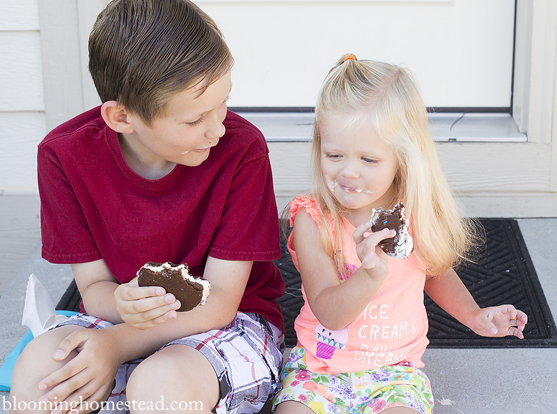 kids enjoying ice cream copy