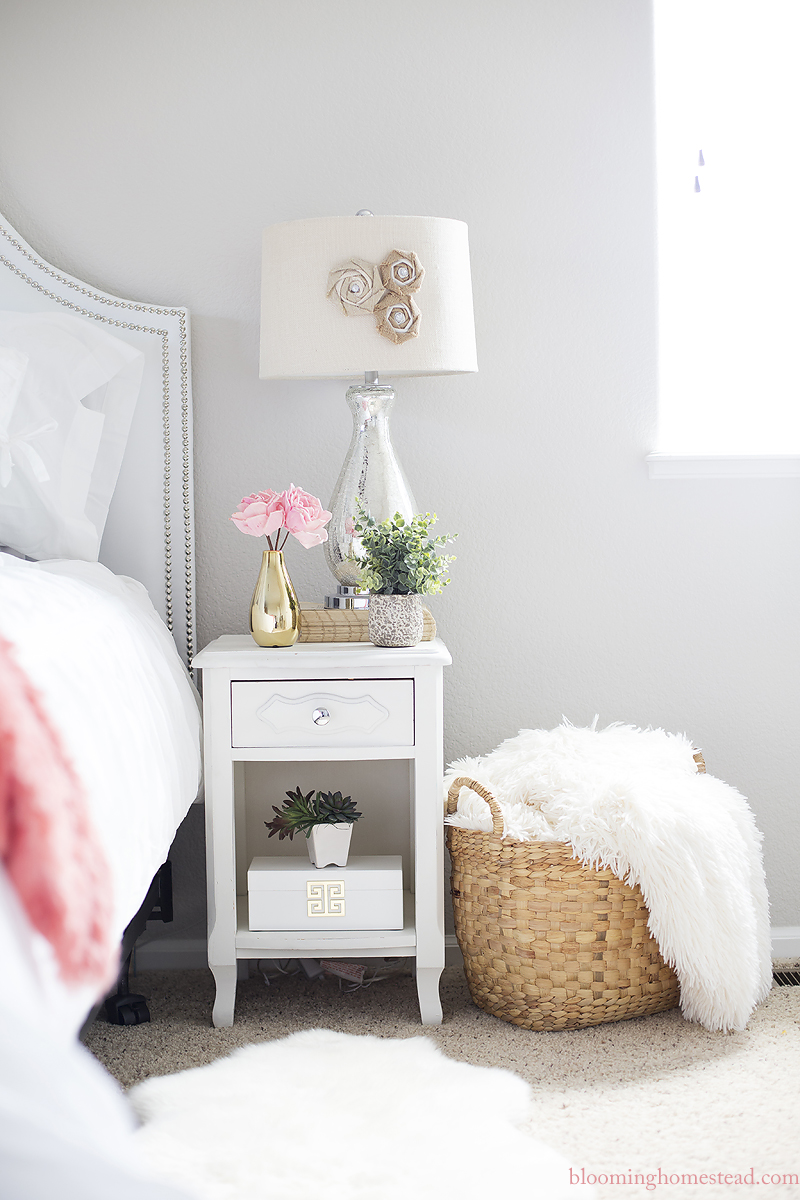 nightstand-vignette