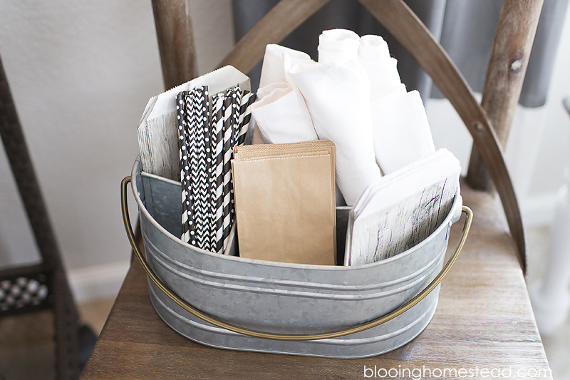 Utensil caddy