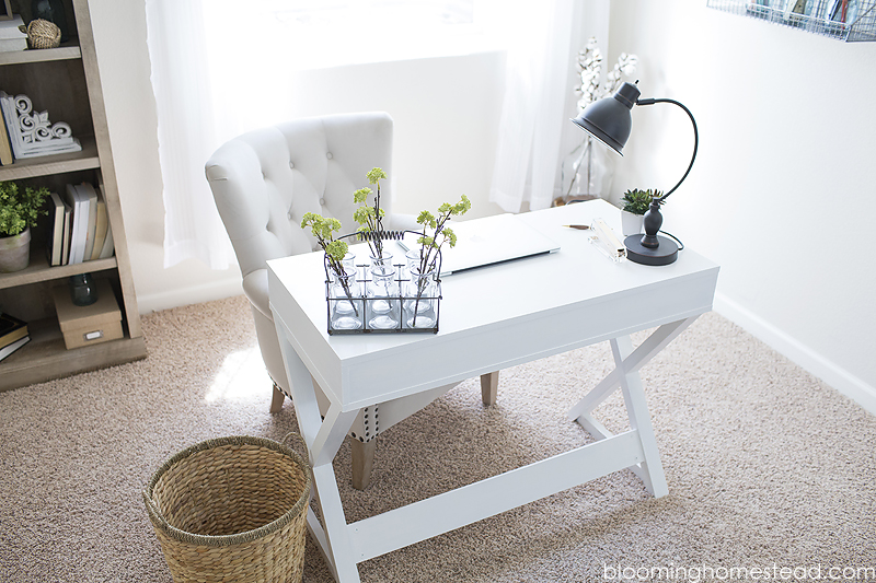 White modern farmhouse desk discount