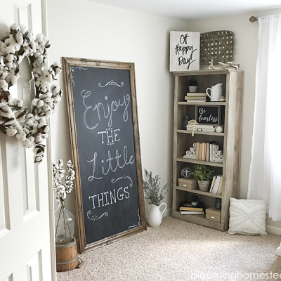 DIY Oversized Chalkboard