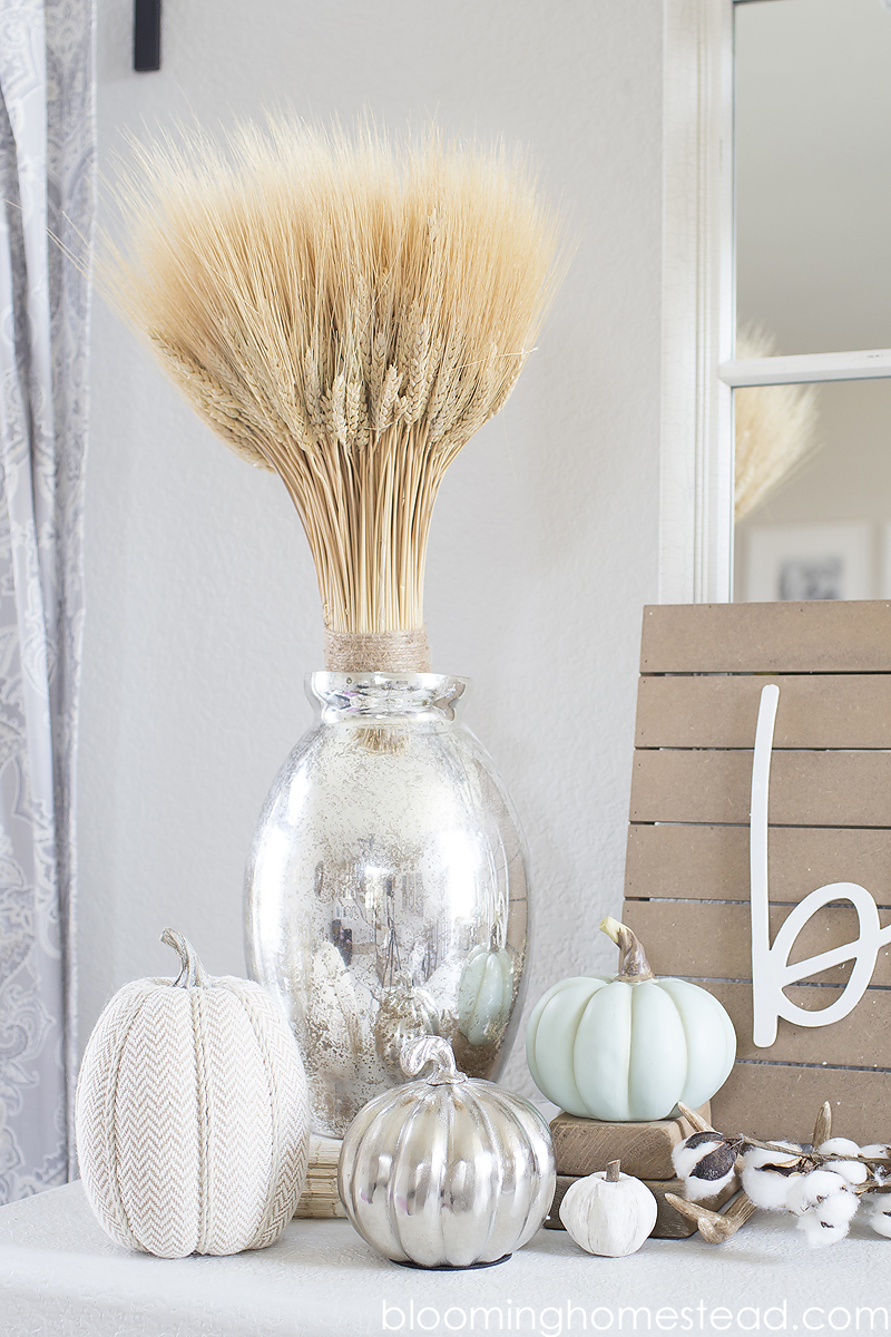 Simple and Elegant Fall Decor